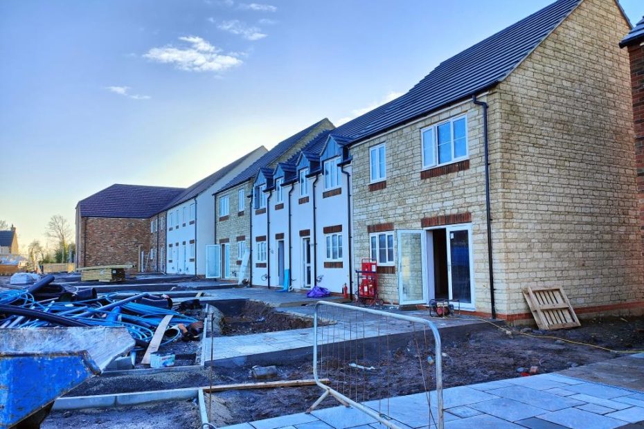 External Render on Houses at Newport Towers, Berkeley Gloucester (Near West Oxfordshire)